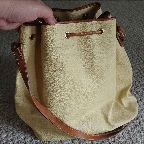Esprit Vintage light yellow bucket bag, crossbody - Picture 11 of 16